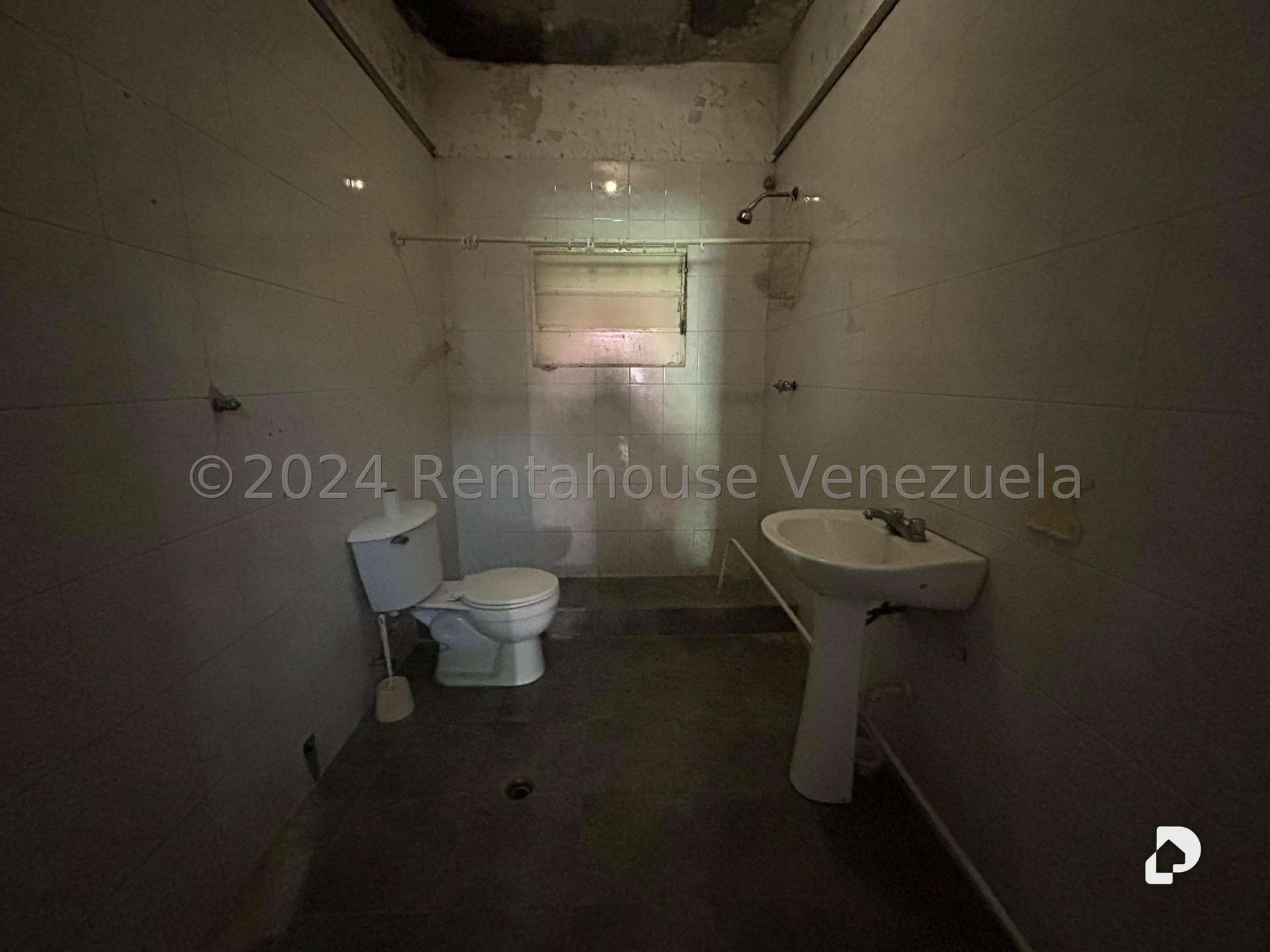 Casa en Bello Monte, Caracas – 10