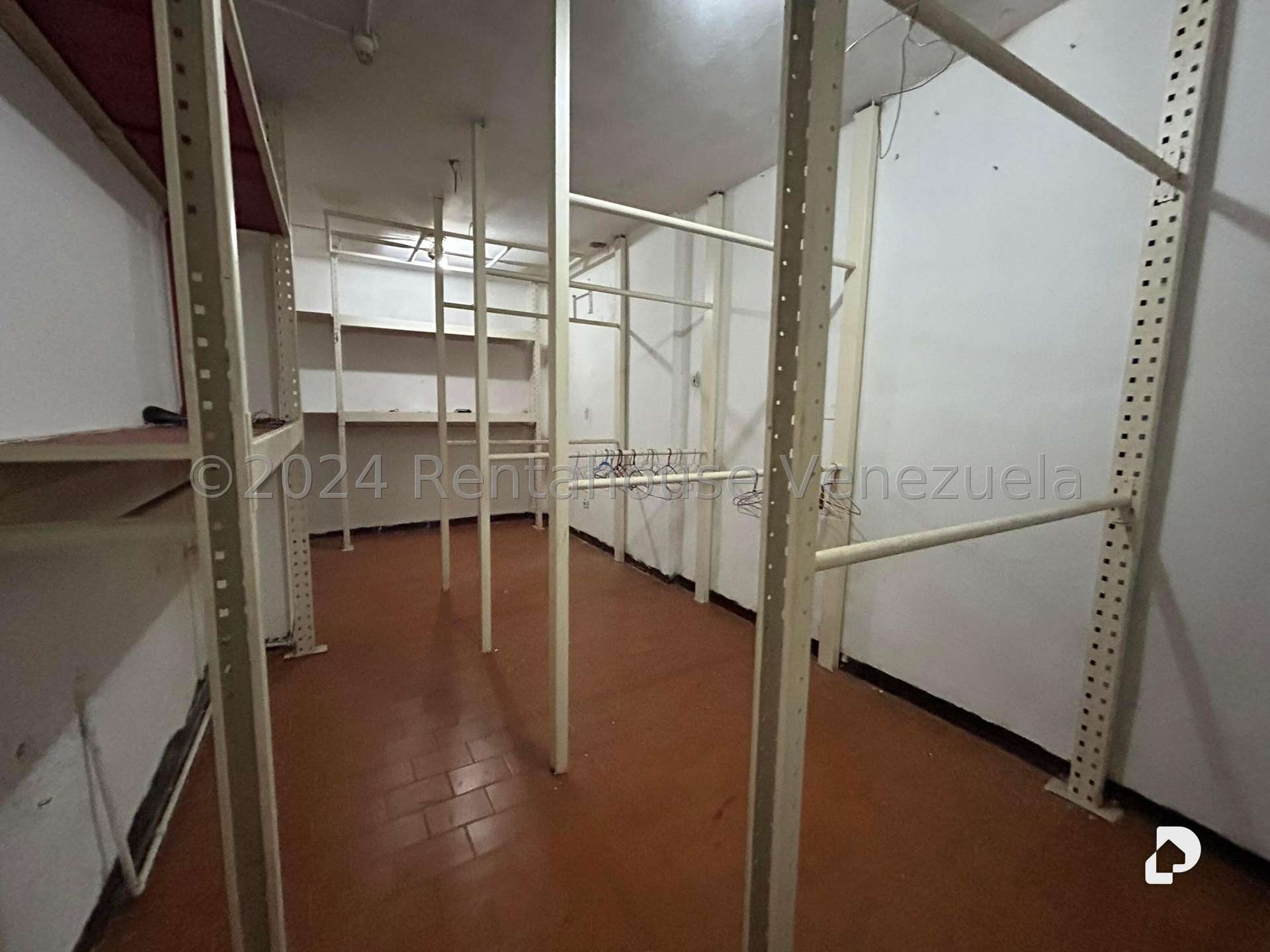 Casa en Bello Monte, Caracas – 9