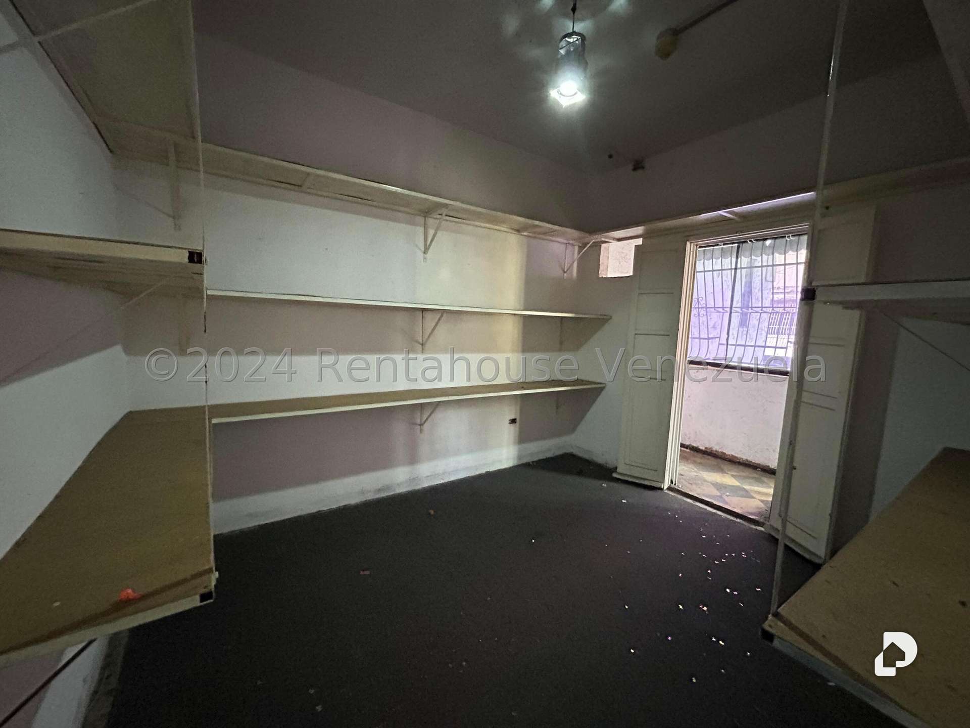 Casa en Bello Monte, Caracas – 16