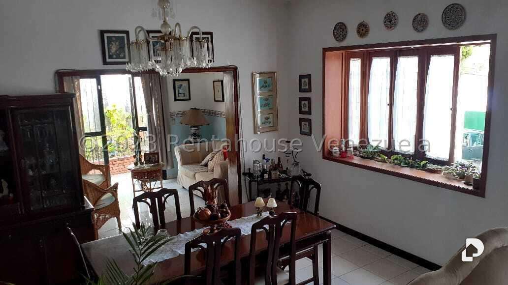 Casa en Sorocaima, Caracas – 26