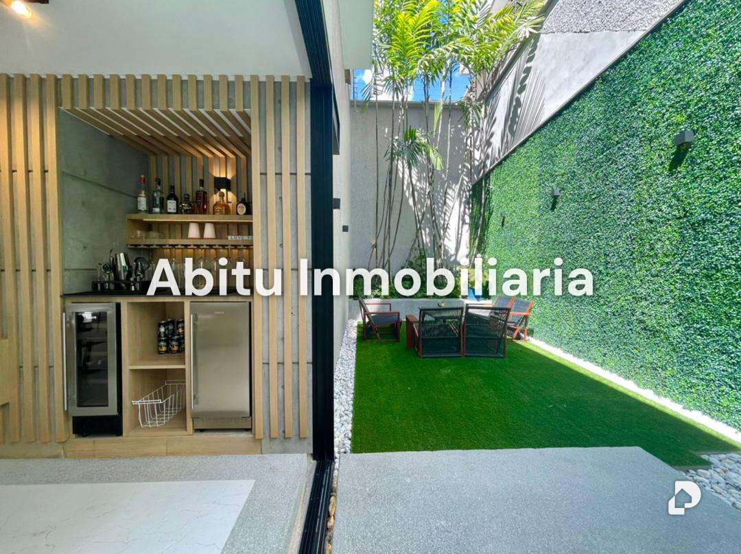 Casa en Los Palos Grandes, Caracas – 6