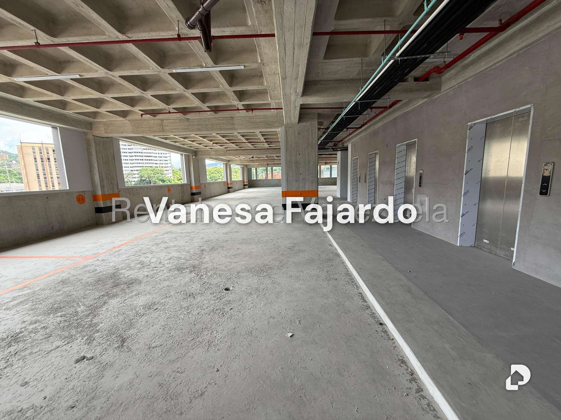 Oficina en Las Mercedes, Caracas – 21