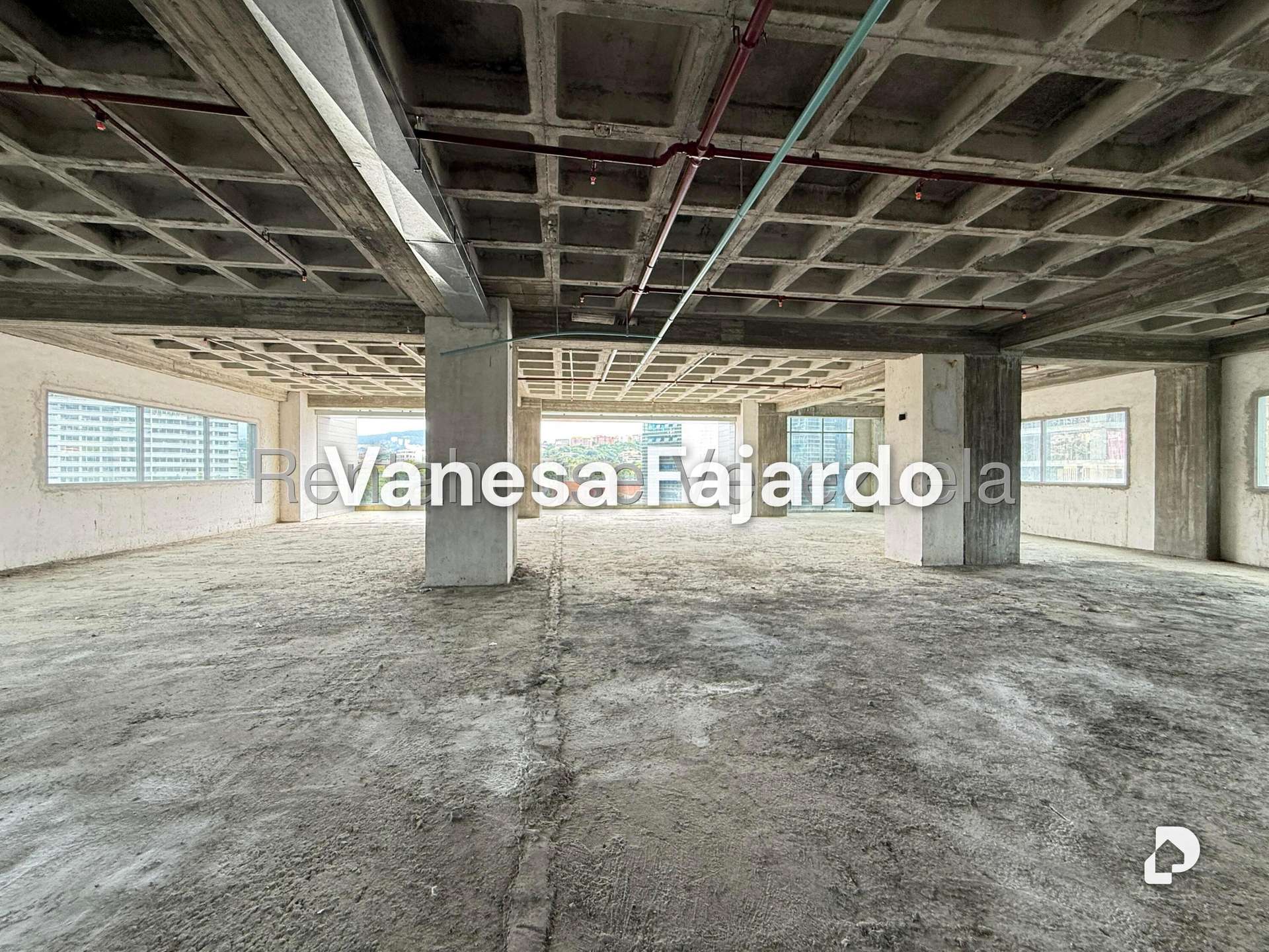 Oficina en Las Mercedes, Caracas – 30