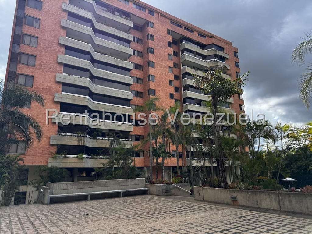 Apartamento en Las Esmeraldas, Caracas - 1