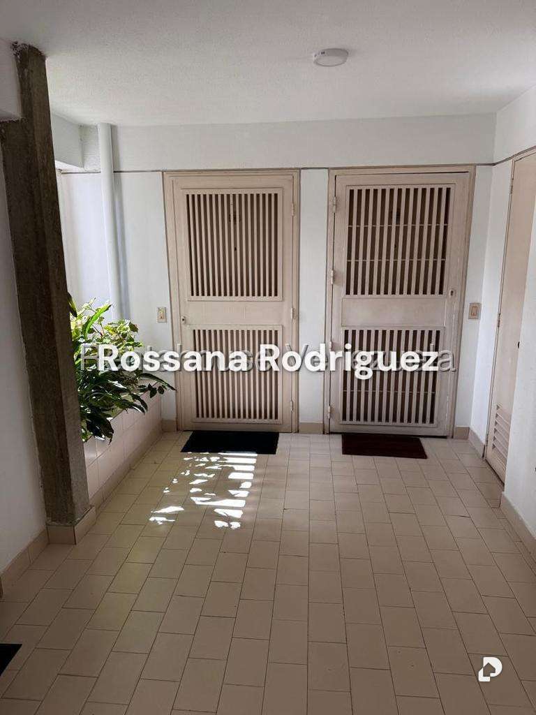 Apartamento en Las Esmeraldas, Caracas – 21