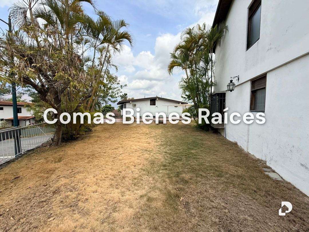 House in Lomas del Mirador, Caracas – 5