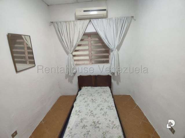 Anexo en Naguanagua – 15