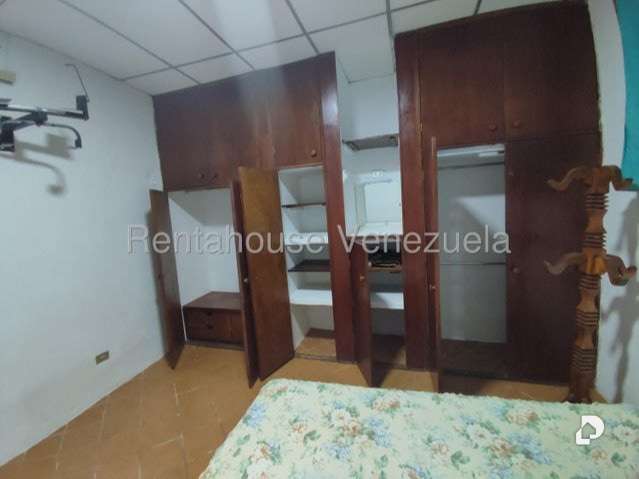 Anexo en Naguanagua – 19