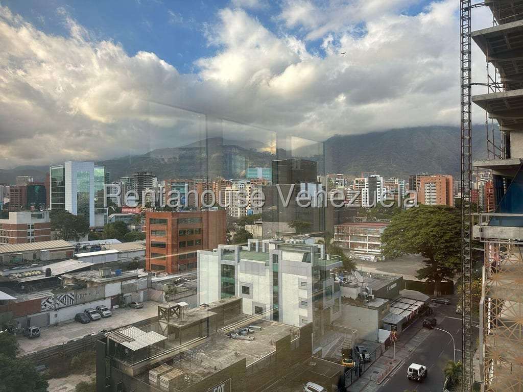 Local comercial en Las Mercedes, Caracas