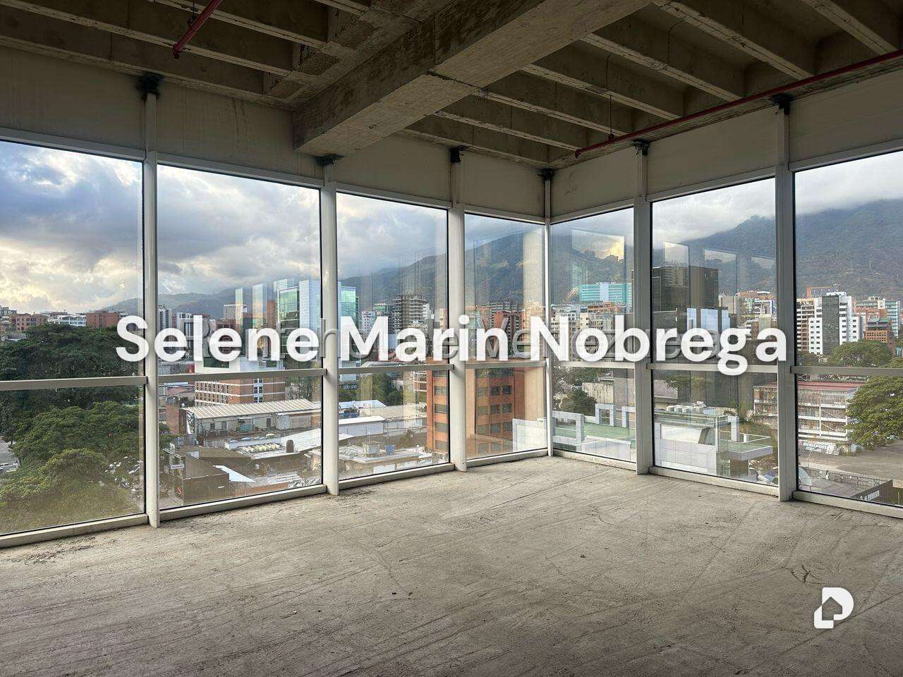 Local comercial en Las Mercedes, Caracas – 11