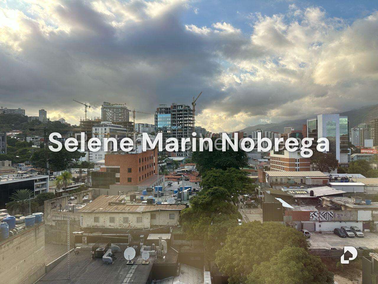 Local comercial en Las Mercedes, Caracas – 12