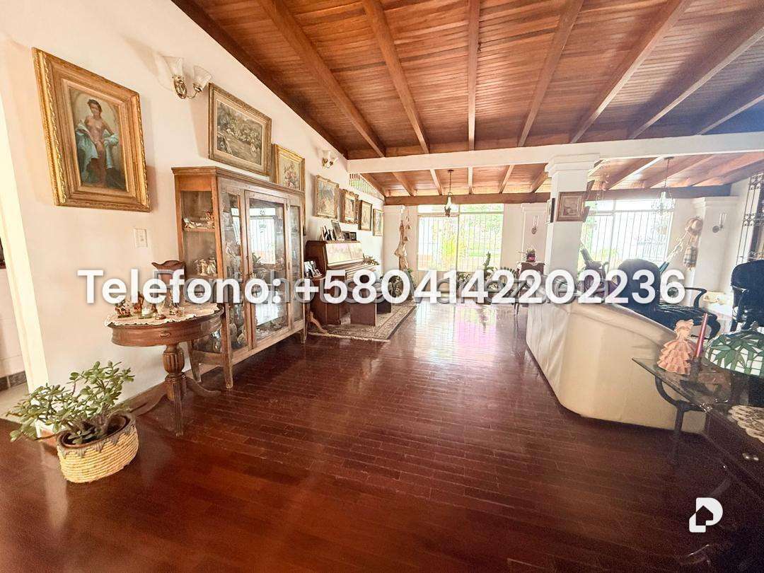 Casa en La Lagunita Country Club, Caracas – 11