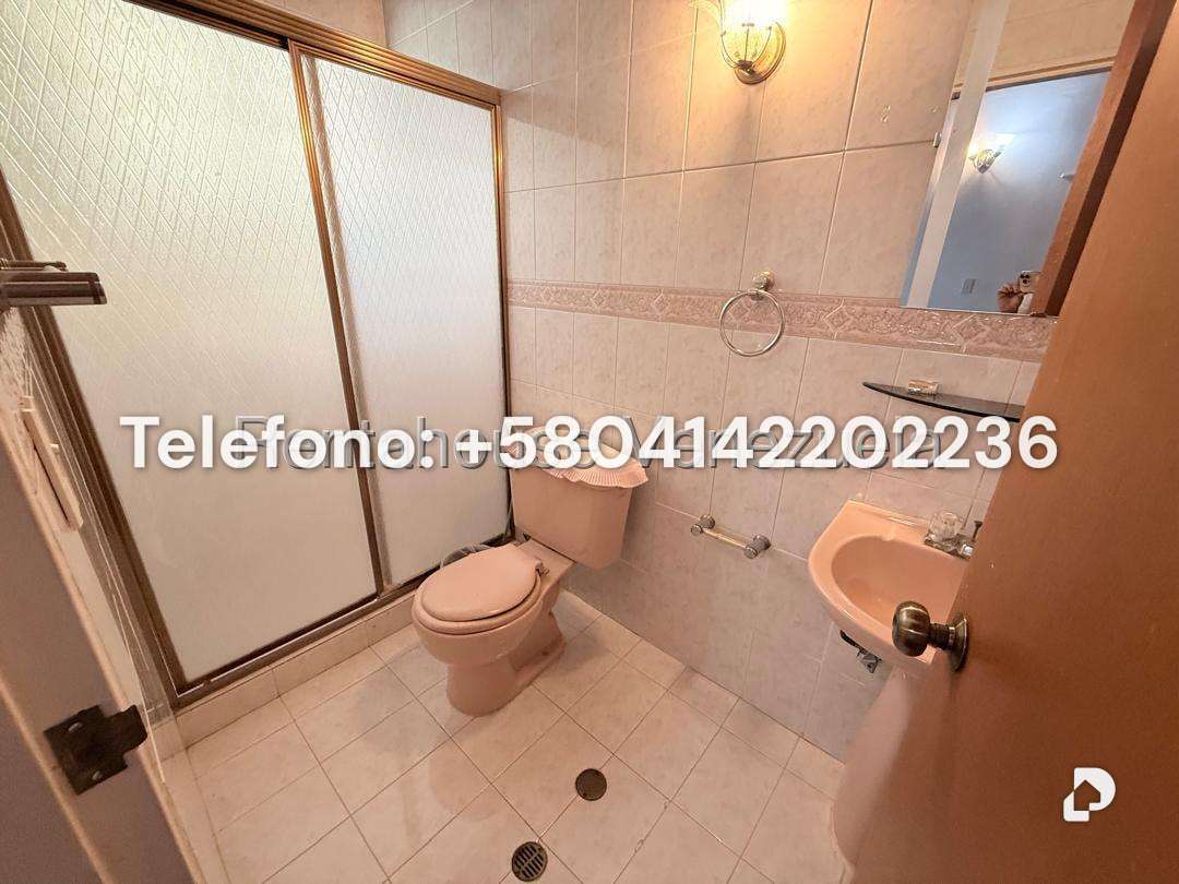 Casa en La Lagunita Country Club, Caracas – 33