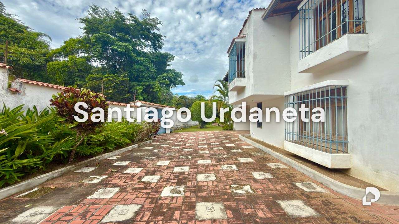 Casa en La Lagunita, Caracas – 12