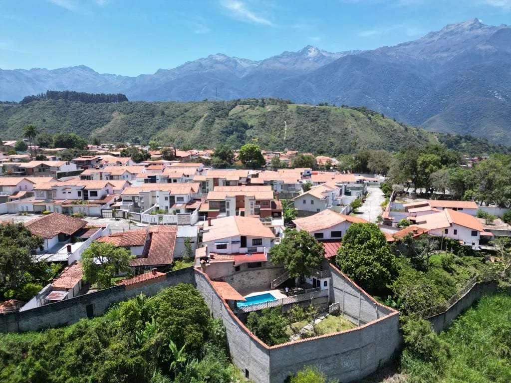 Casa en Urbanización Santa María Norte, Mérida - 1