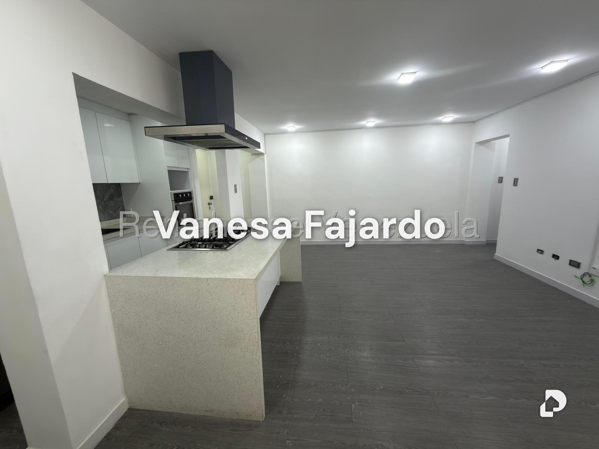 Apartamento en Los Palos Grandes, Caracas – 3