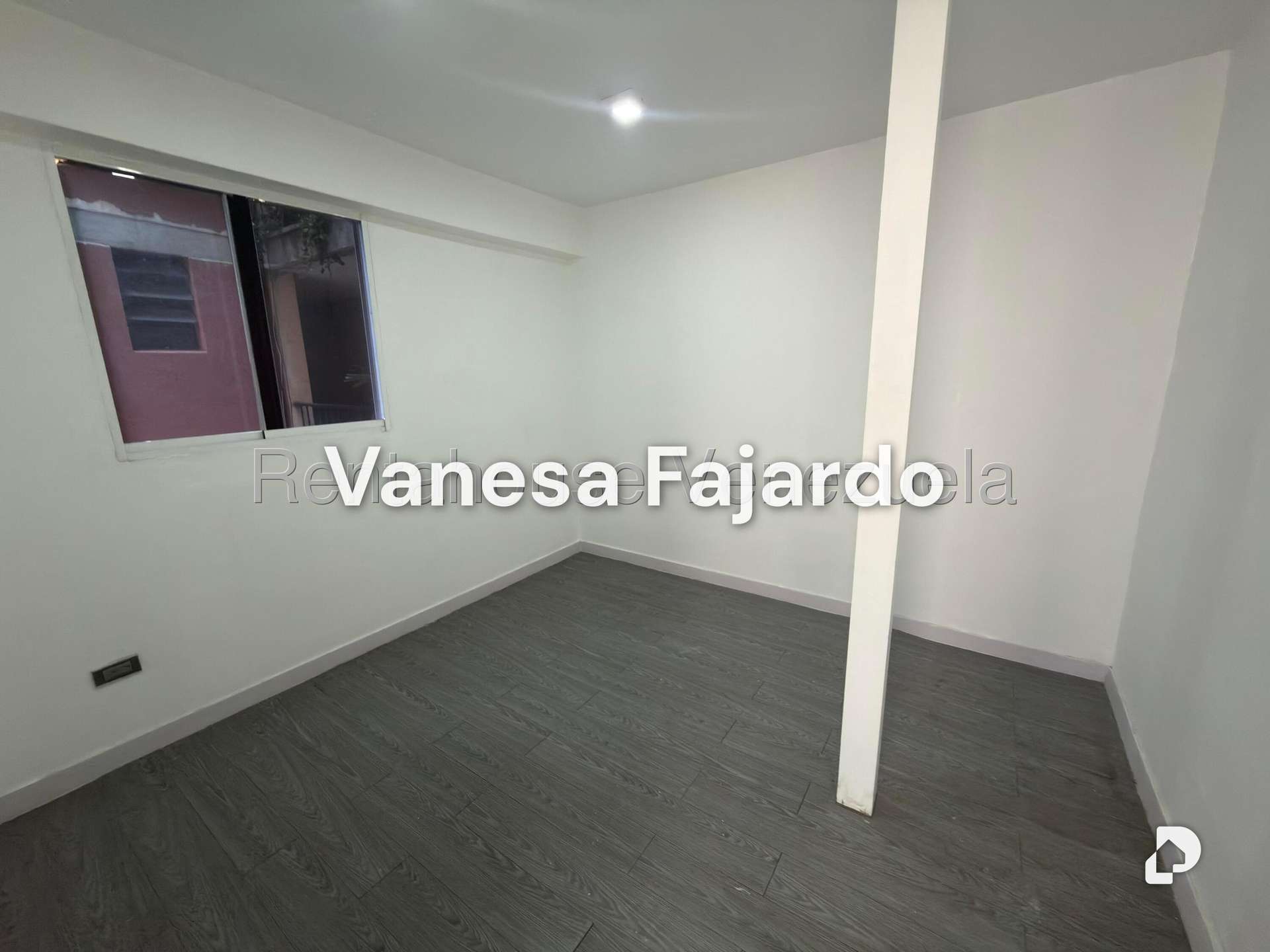 Apartamento en Los Palos Grandes, Caracas – 11