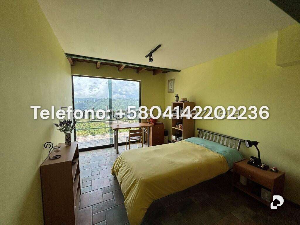 Casa en Caicaguana, Caracas – 23