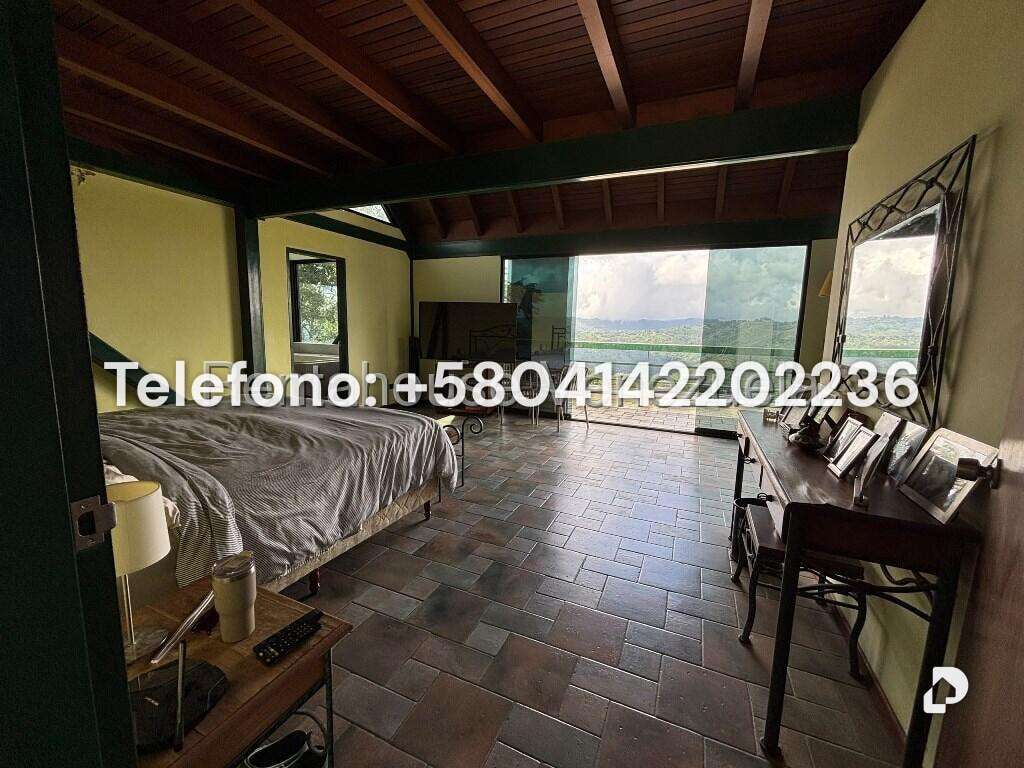 Casa en Caicaguana, Caracas – 19