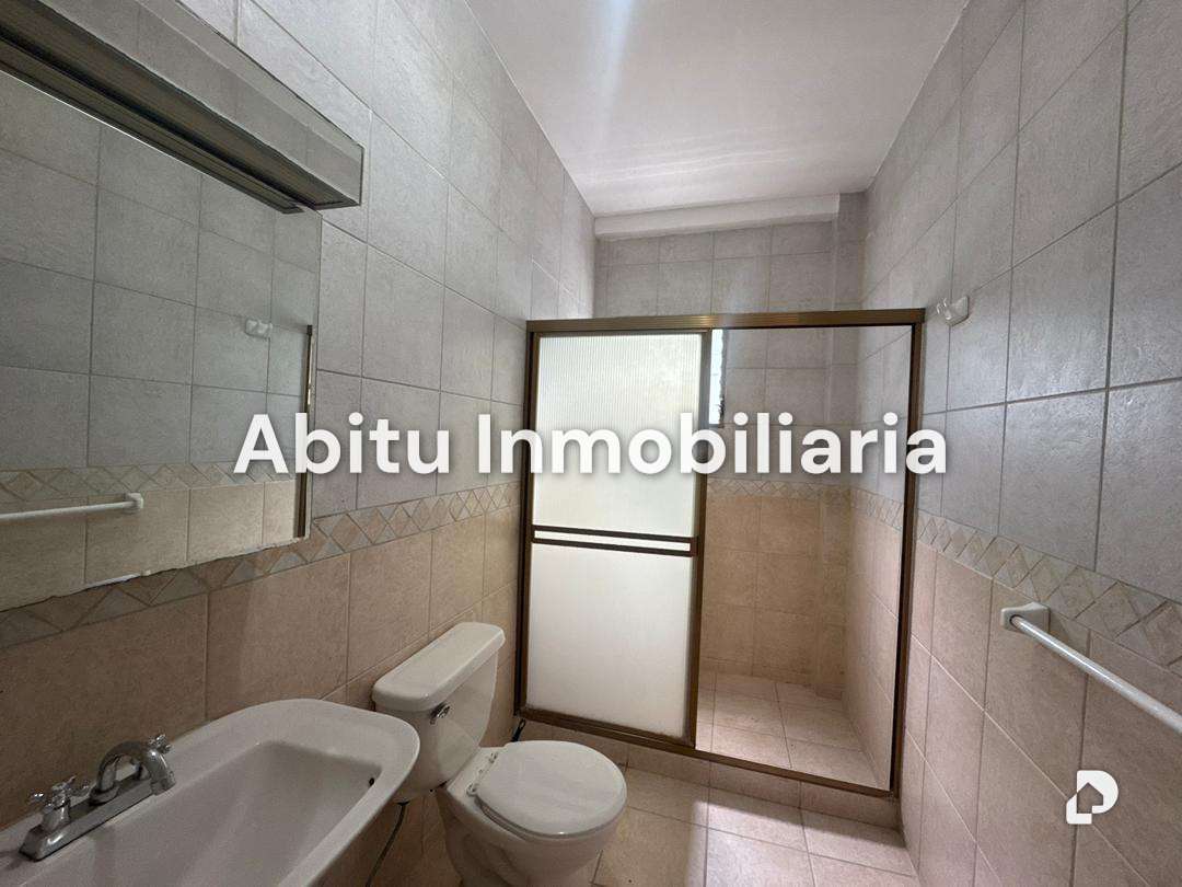 Apartamento en Las Mercedes, Caracas – 17