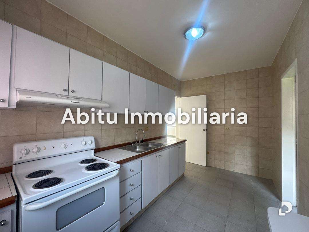 Apartamento en Las Mercedes, Caracas – 11