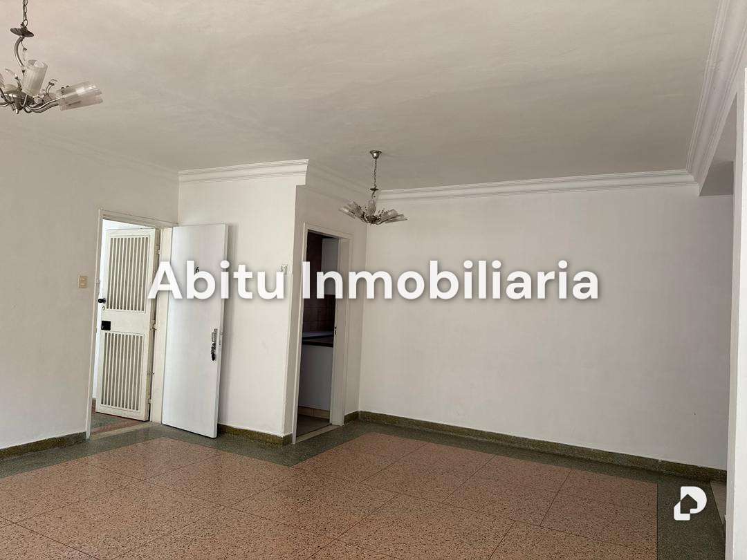 Apartamento en Las Mercedes, Caracas – 13
