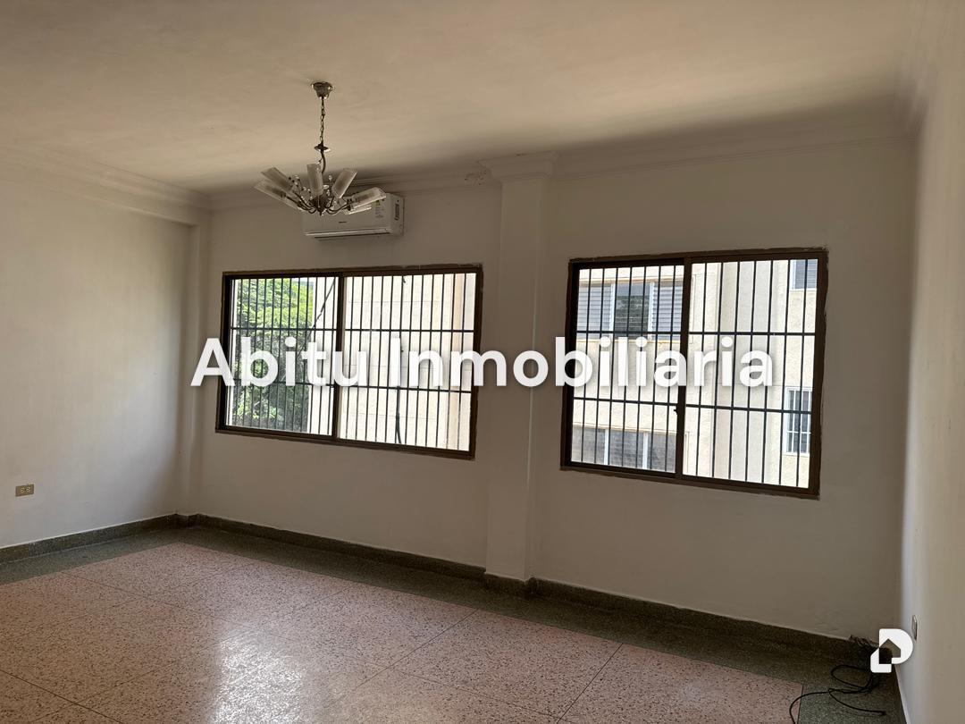 Apartamento en Las Mercedes, Caracas – 4