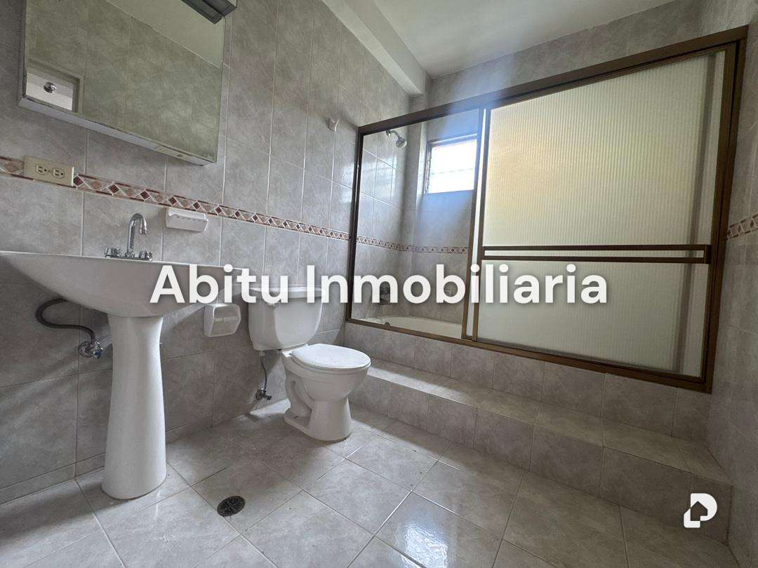 Apartamento en Las Mercedes, Caracas – 15