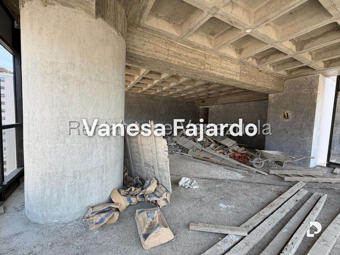Oficina en Las Mercedes, Caracas – 9