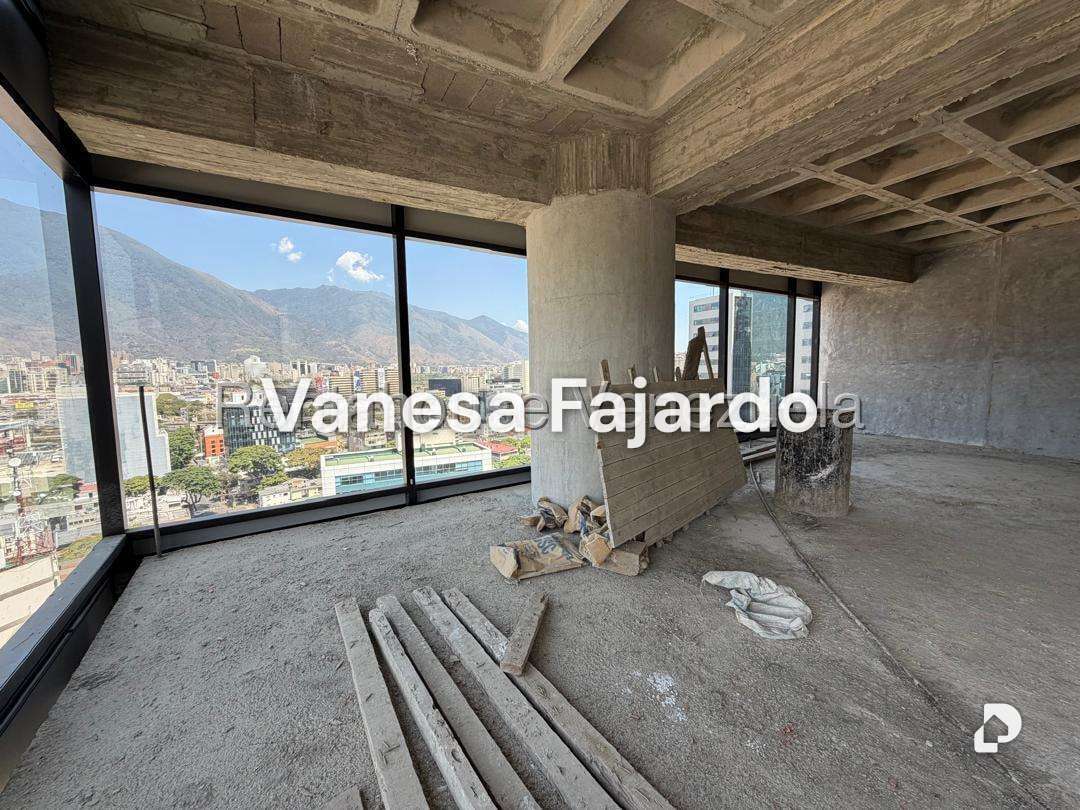 Oficina en Las Mercedes, Caracas – 8