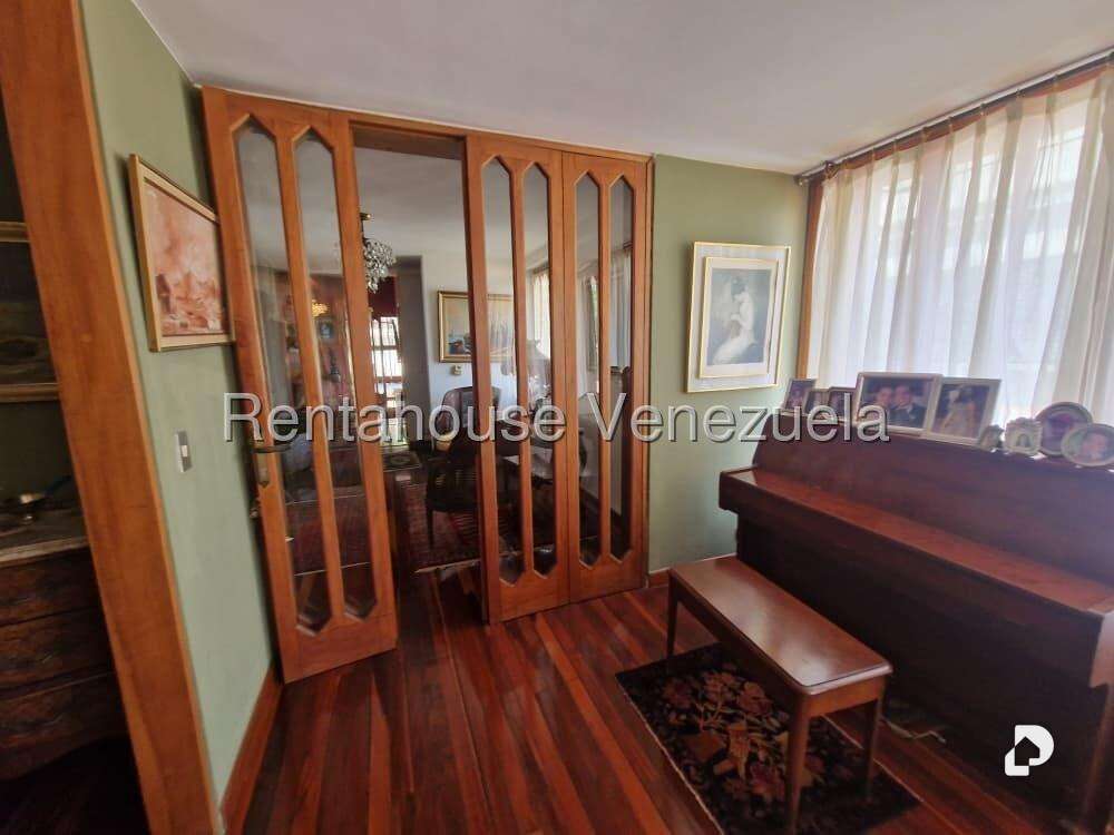 Casa en Santa Paula, Caracas – 10