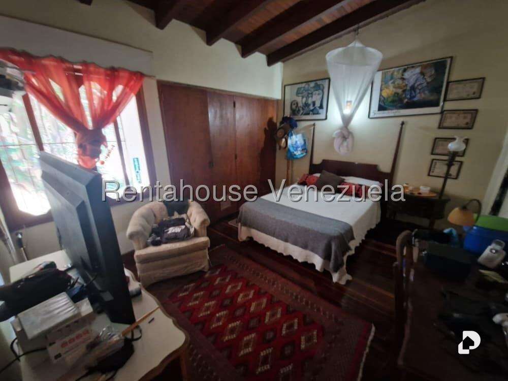 Casa en Santa Paula, Caracas – 13