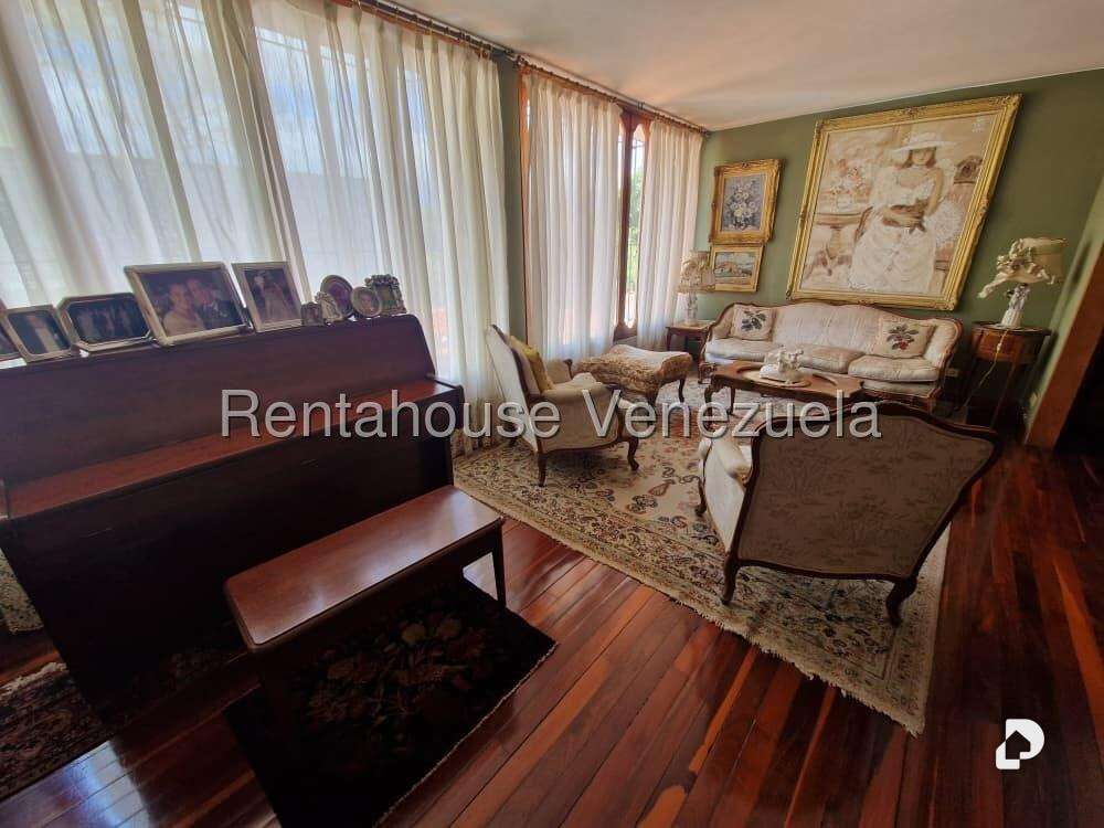 Casa en Santa Paula, Caracas – 8