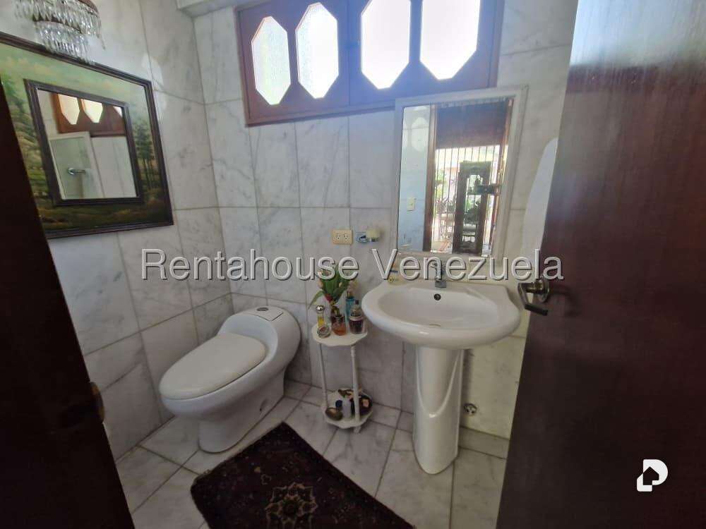 Casa en Santa Paula, Caracas – 27