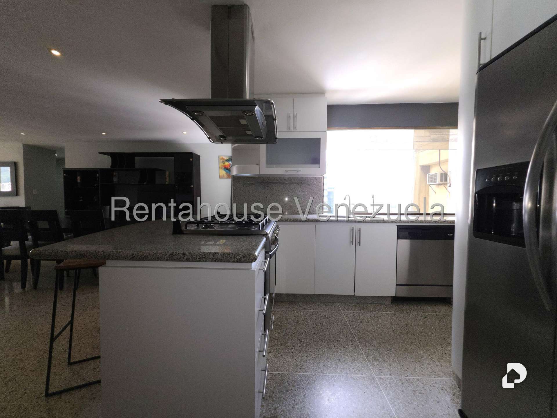 Apartamento en Altamira, Caracas – 11