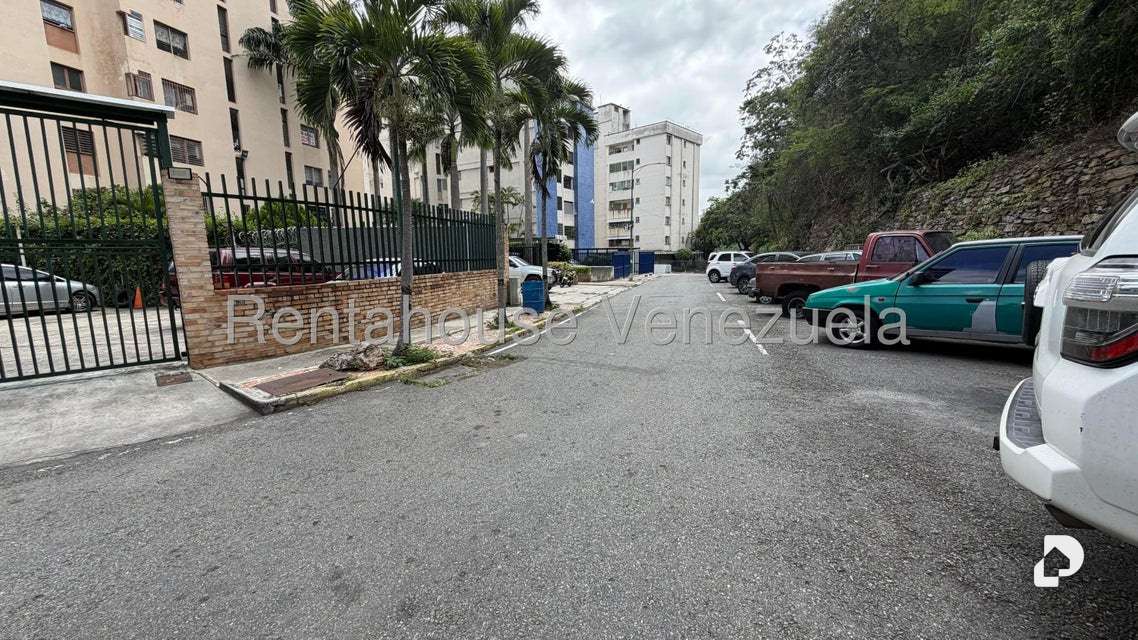 Apartamento en Colinas de Bello Monte, Caracas – 2