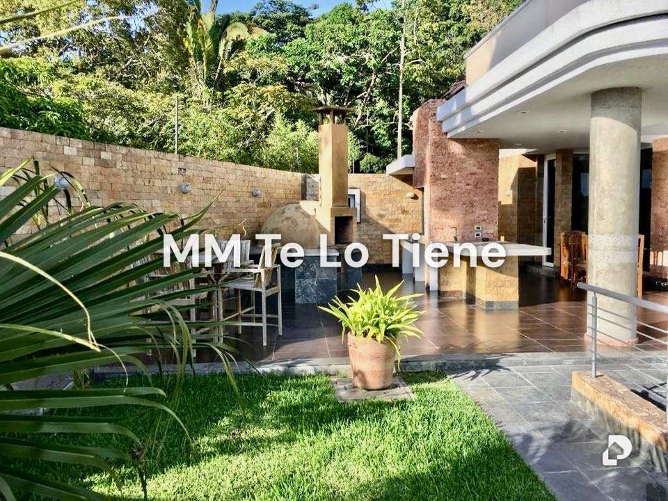 Casa en La Lagunita, Caracas – 18