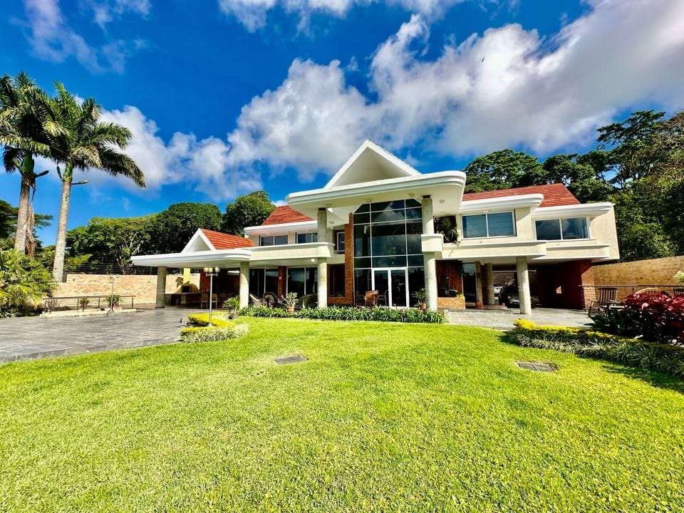 Casa en La Lagunita, Caracas - 1