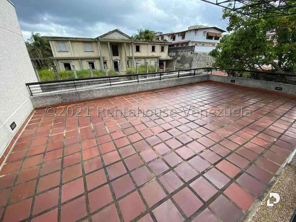 Casa en Los Naranjos (del Cafetal), Caracas – 29