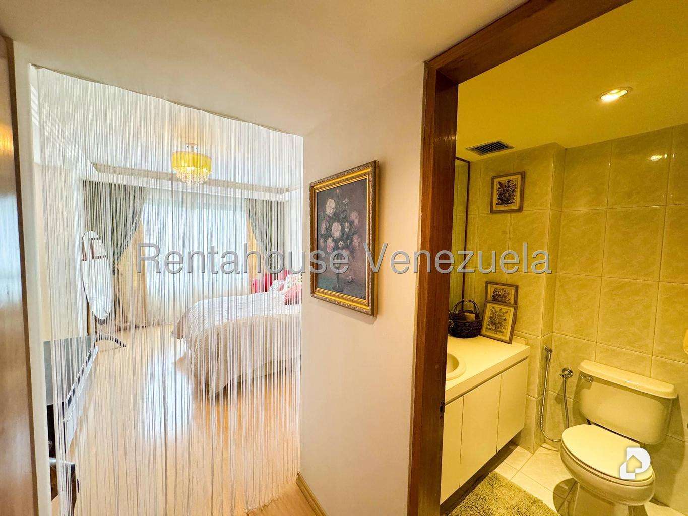 Apartamento en Los Palos Grandes, Caracas – 51