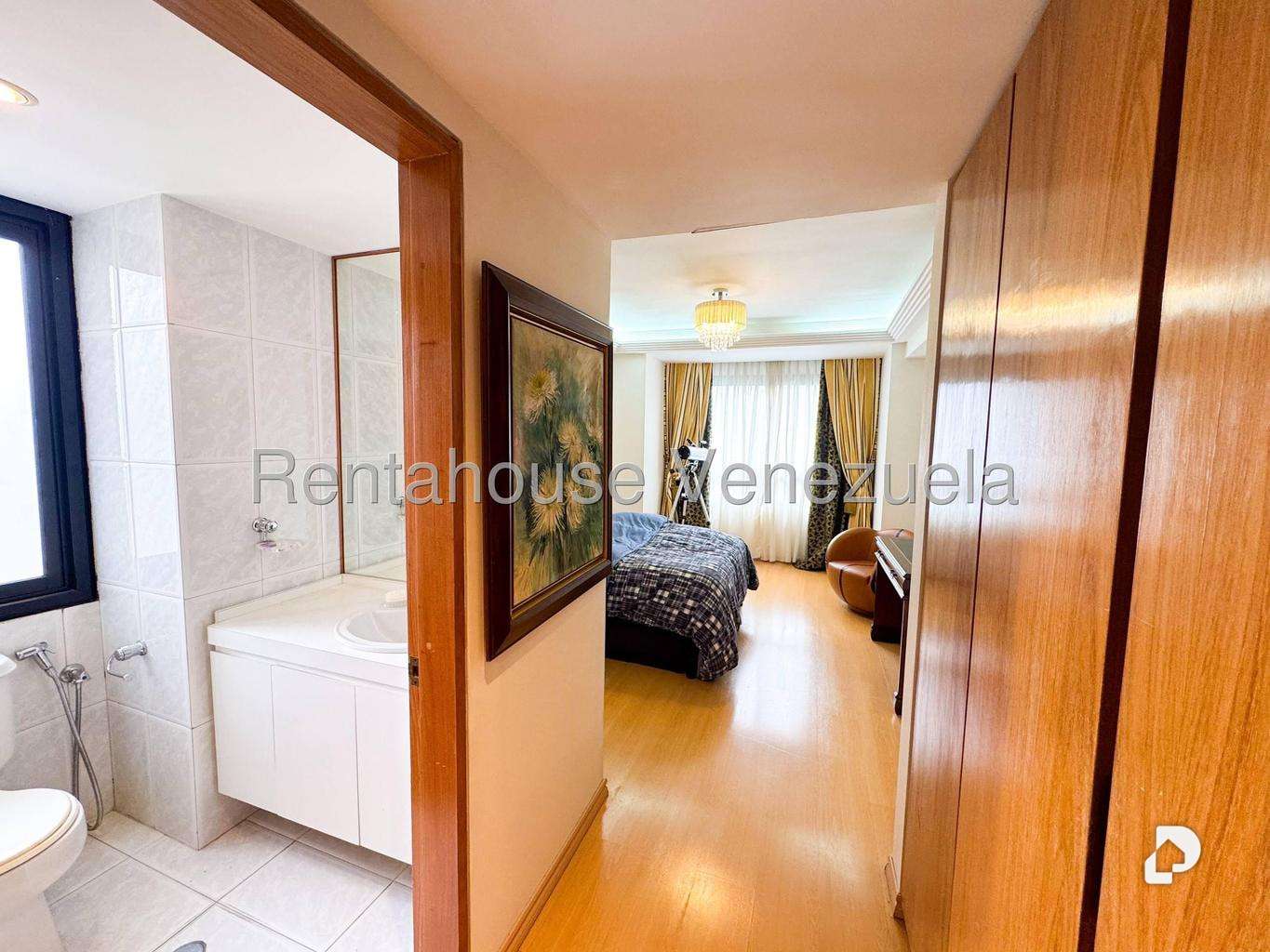 Apartamento en Los Palos Grandes, Caracas – 55