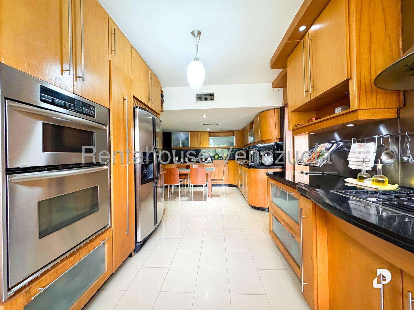 Apartamento en Los Palos Grandes, Caracas – 25