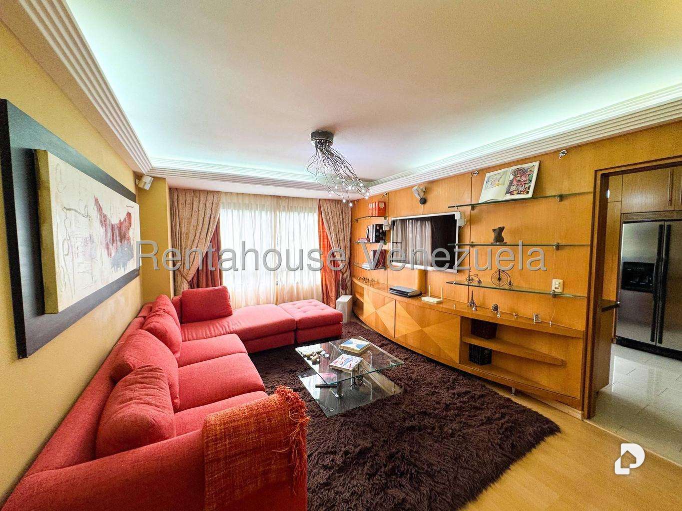 Apartamento en Los Palos Grandes, Caracas – 19