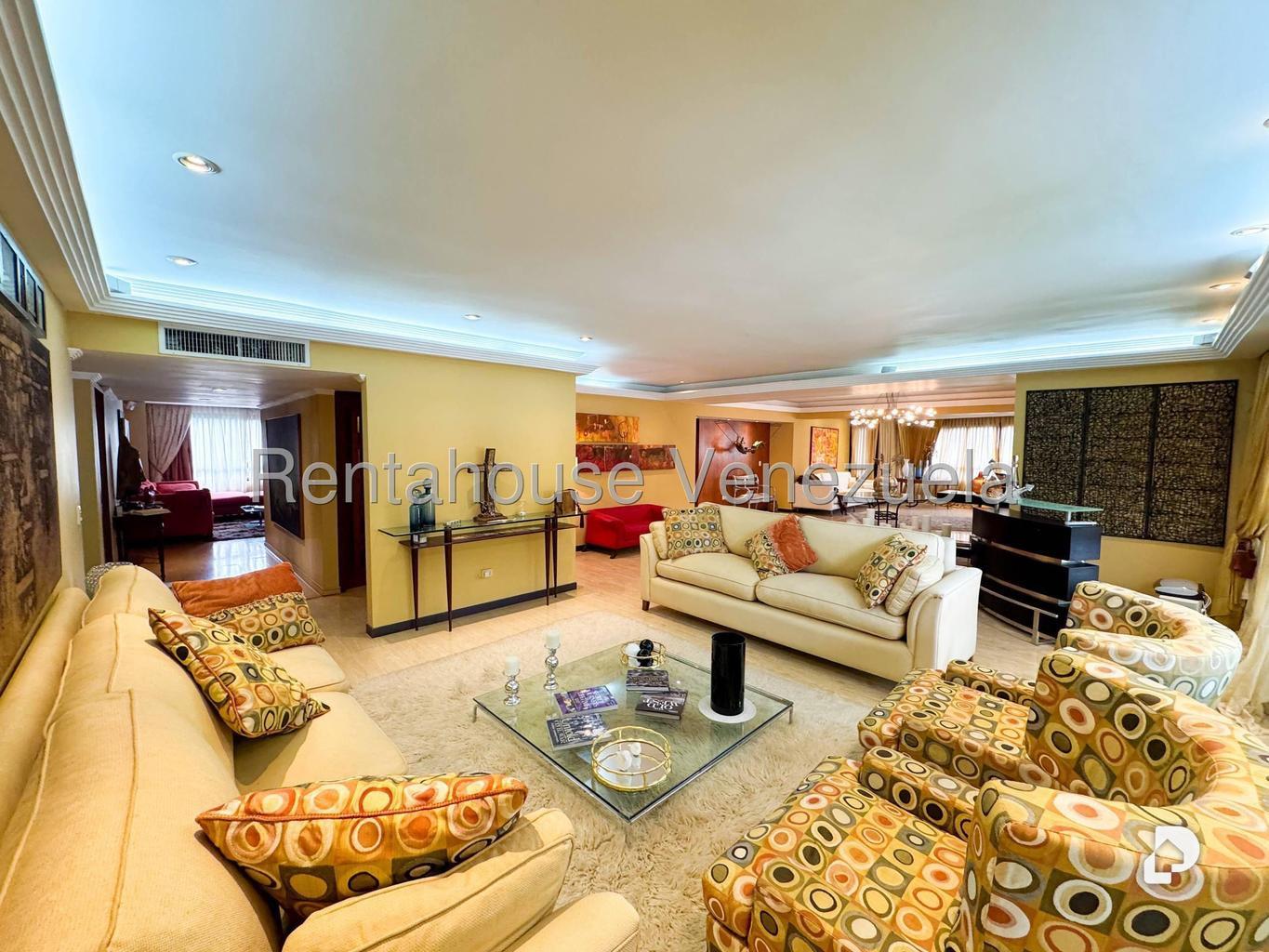 Apartamento en Los Palos Grandes, Caracas – 3