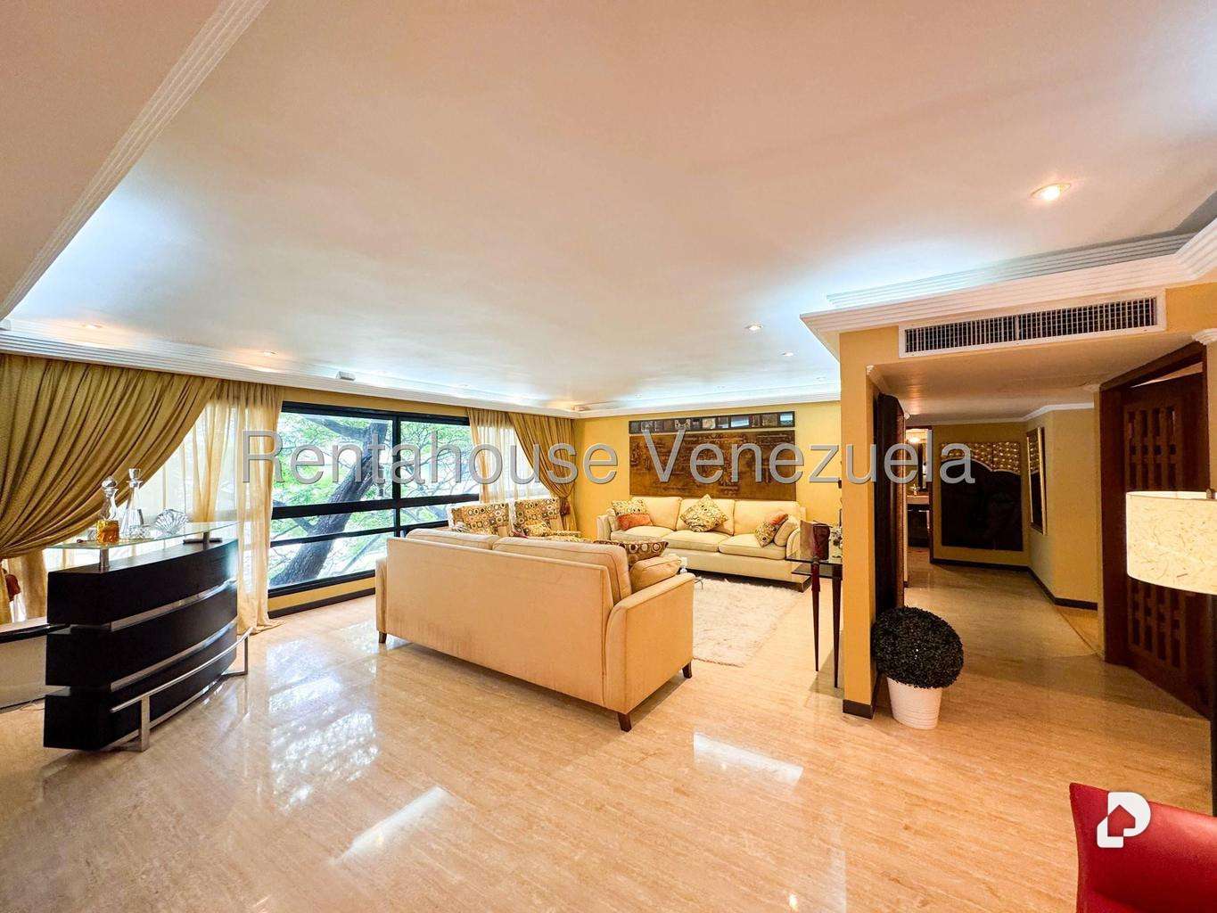 Apartamento en Los Palos Grandes, Caracas – 6