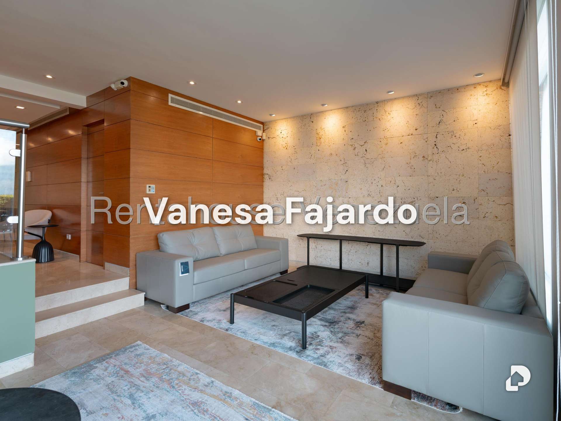 Casa en Alto Hatillo, Caracas – 13