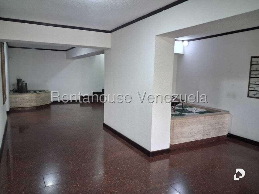 Apartamento en La Urbina, Caracas – 3