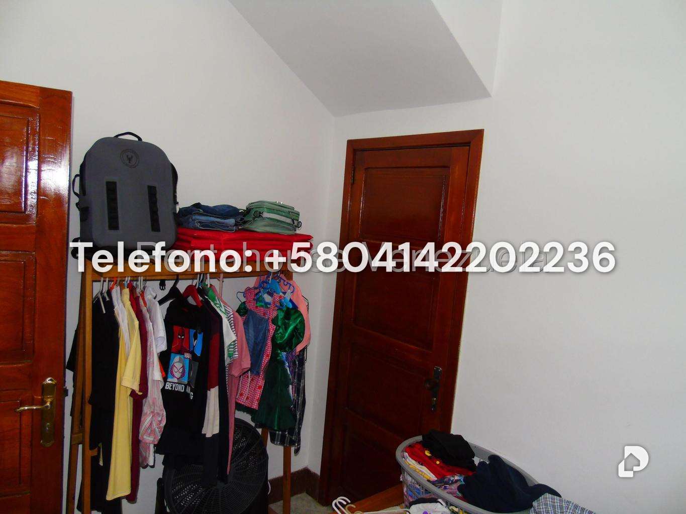 Casa en Altamira, Caracas – 30