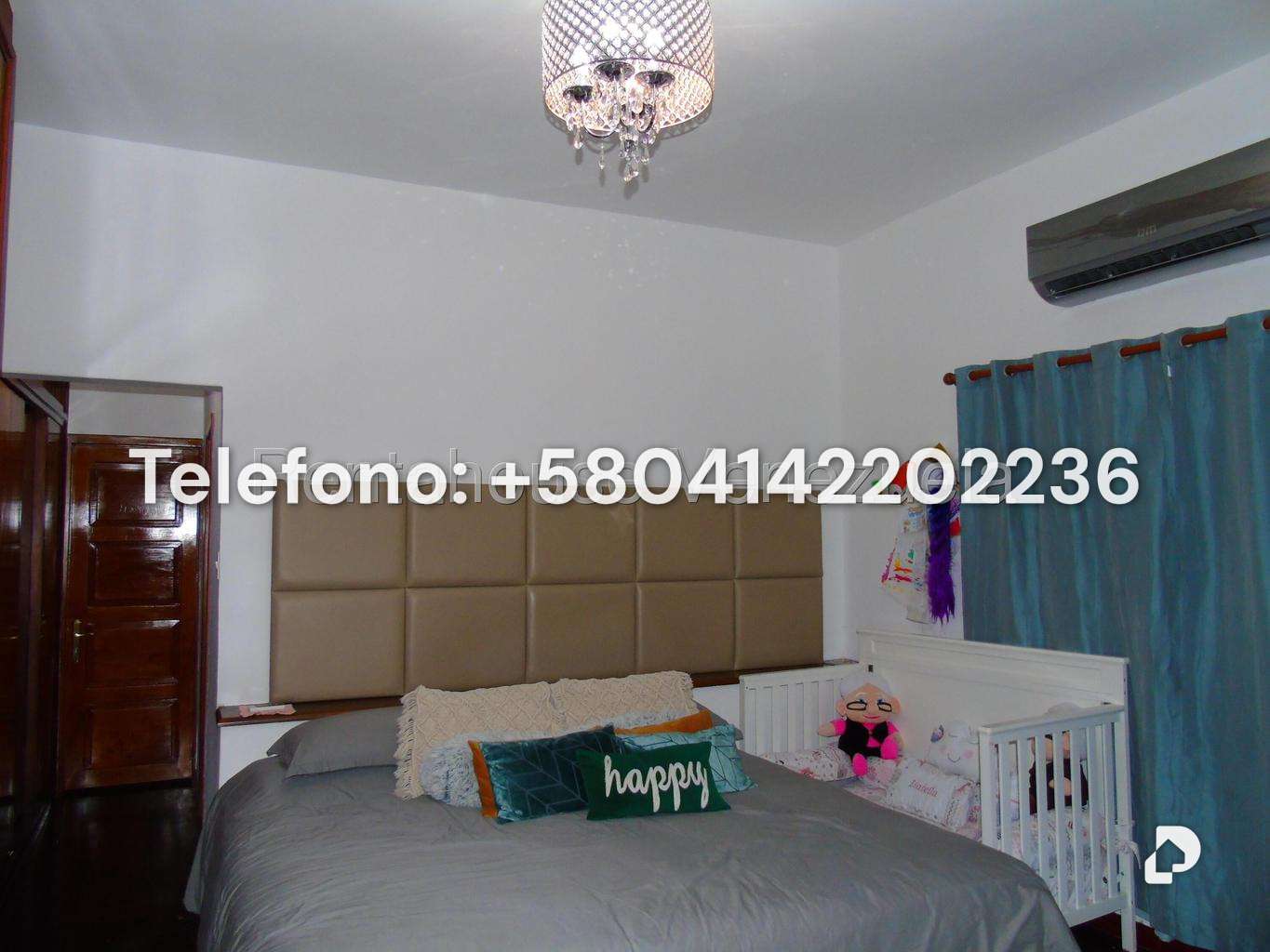 Casa en Altamira, Caracas – 21