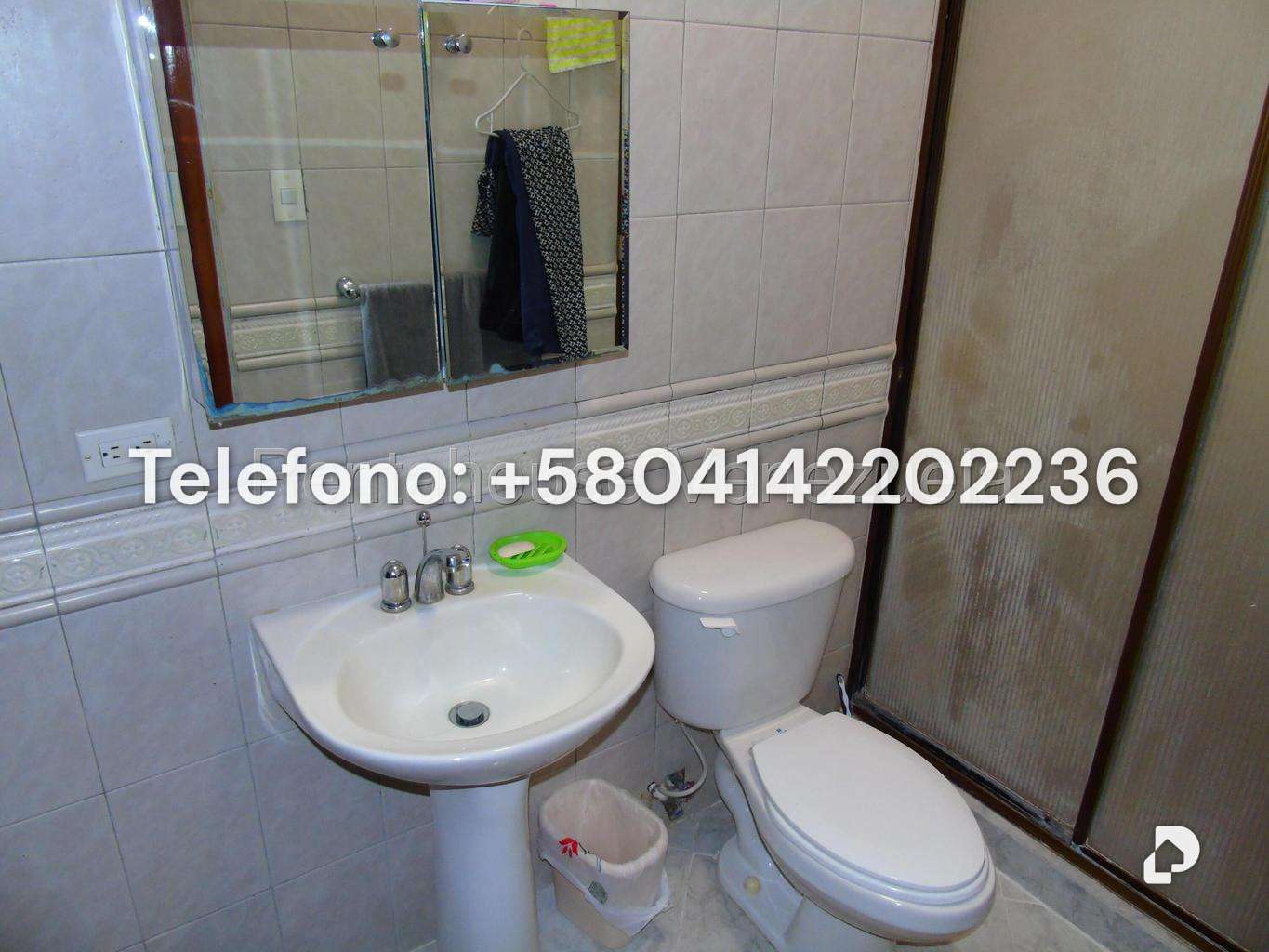Casa en Altamira, Caracas – 32